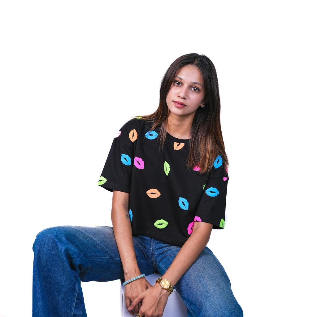 Kiss Pop Oversized Cropped Tee TacT Lifestyle