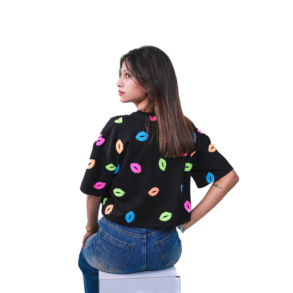 Kiss Pop Oversized Cropped Tee TacT Lifestyle