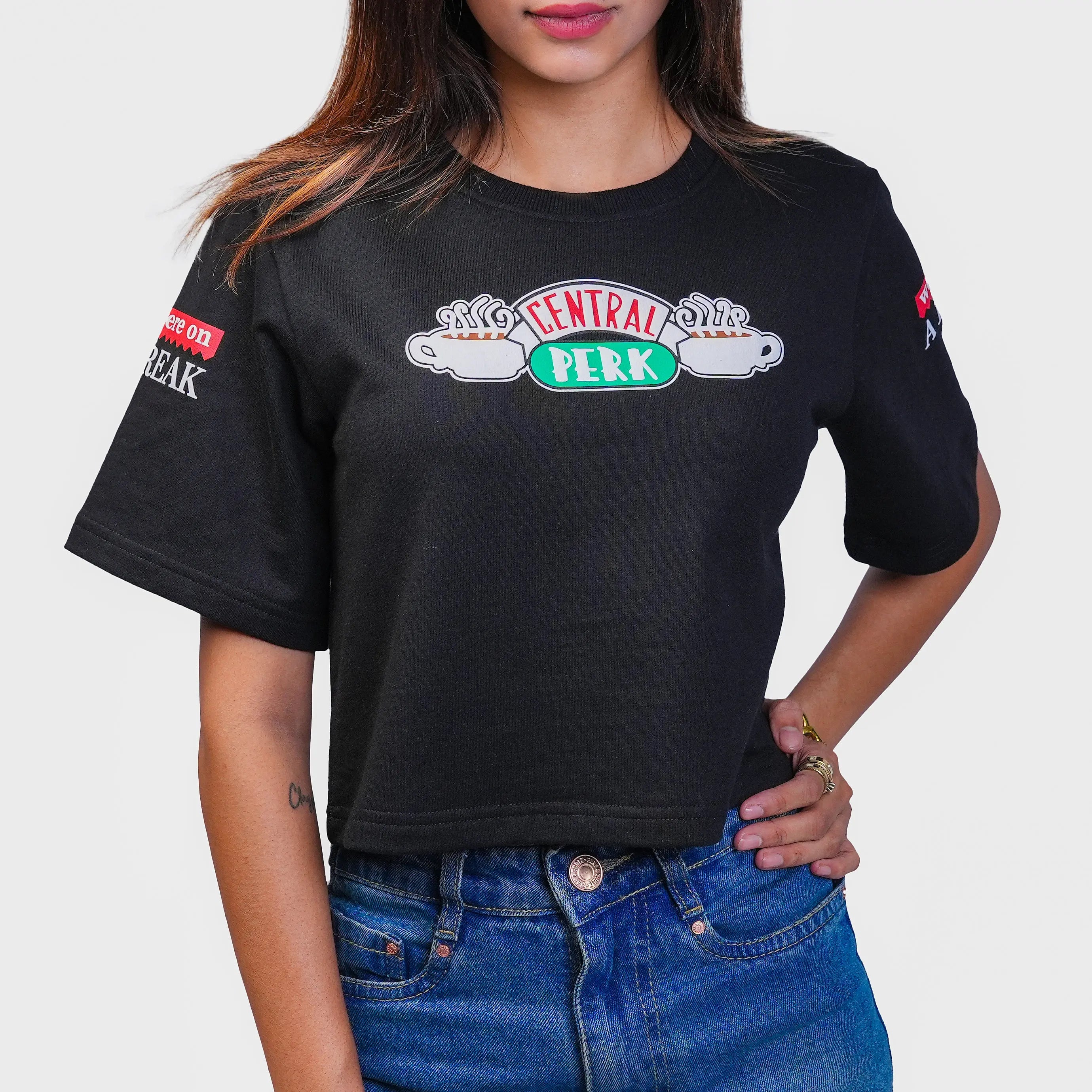 Central Perk Regular Cropped Tee TacT Lifestyle