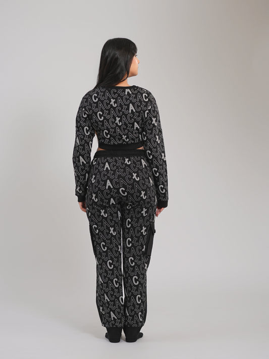 Signature Cropped Sweatshirt - Tactlifestyle 